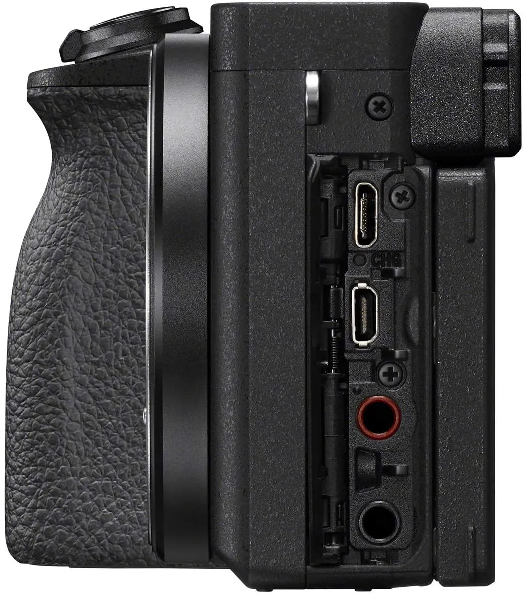 Sony Alpha A6600 Mirror less Camera With 18-135mm Lens - Image 3